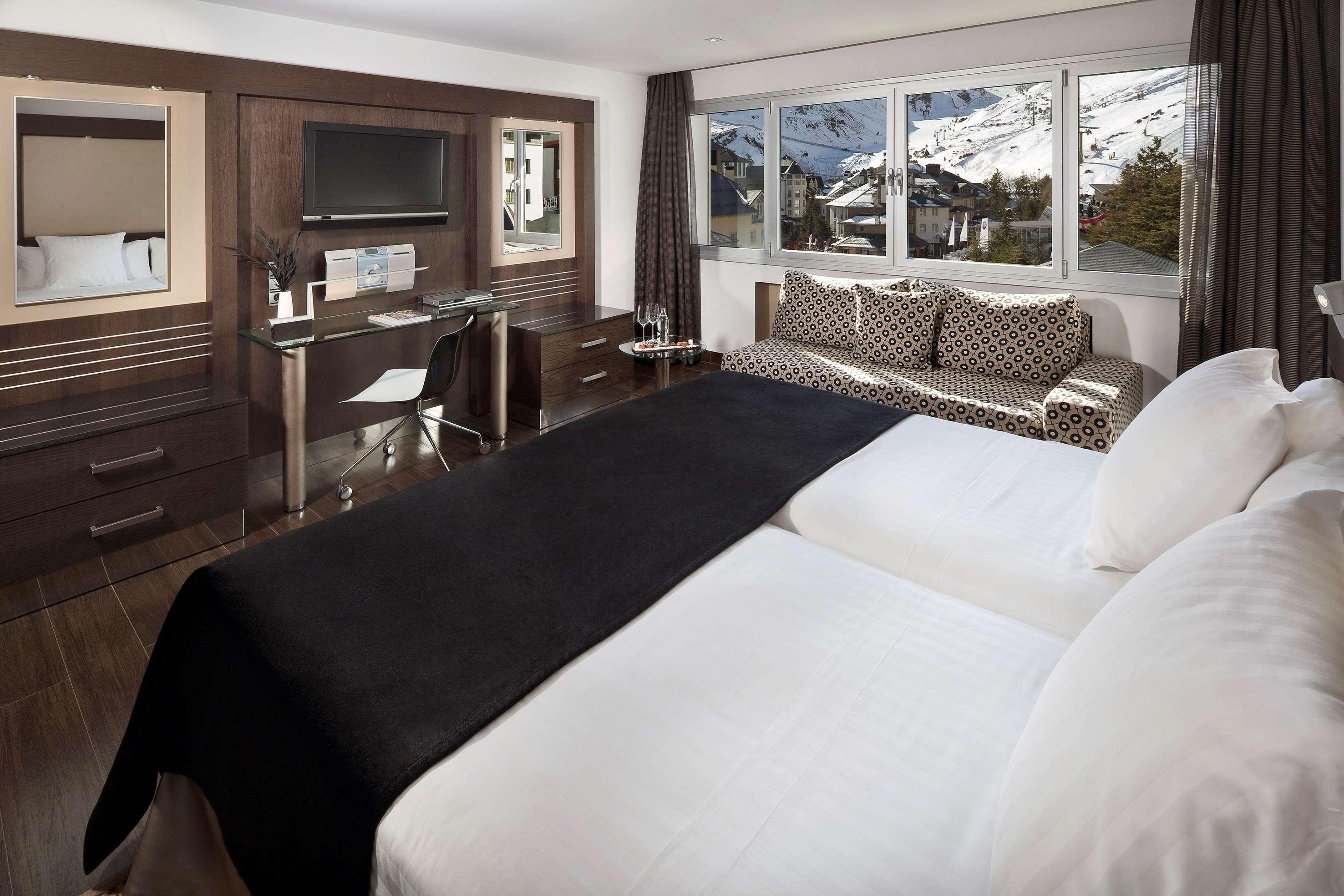 Hotel Melia Sol Y Nieve Sierra Nevada Zewnętrze zdjęcie